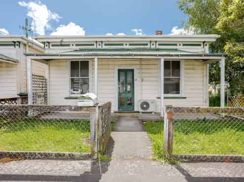 17 Allardice Street, Dannevirke
