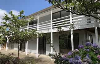 300 State Highway 16, Kumeu