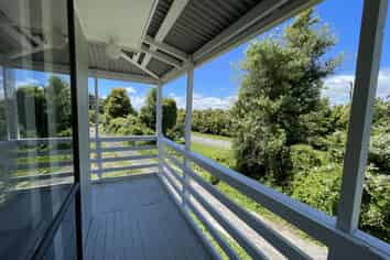 300 State Highway 16, Kumeu