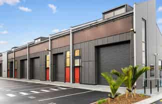 For Sale $585,000 - Summer Special on now!