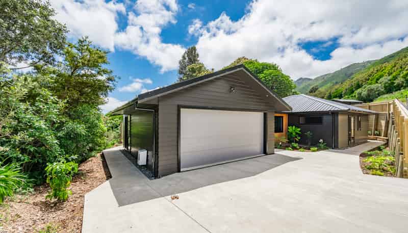 174 Winara Avenue, Waikanae