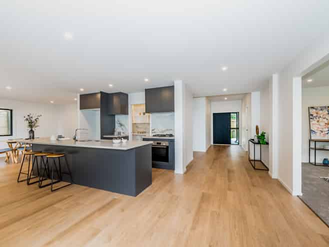 174 Winara Avenue, Waikanae