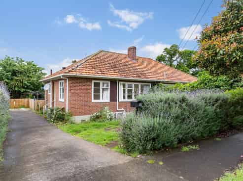 13 Boyd Avenue, Onehunga