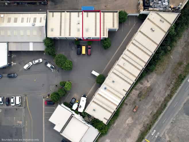 Affordable, tidy industrial unit - well located