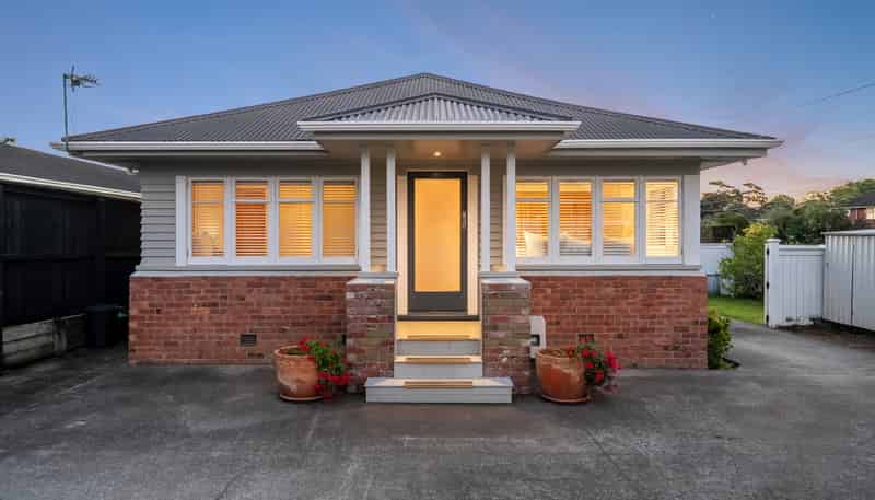 103 Lake Road, Belmont