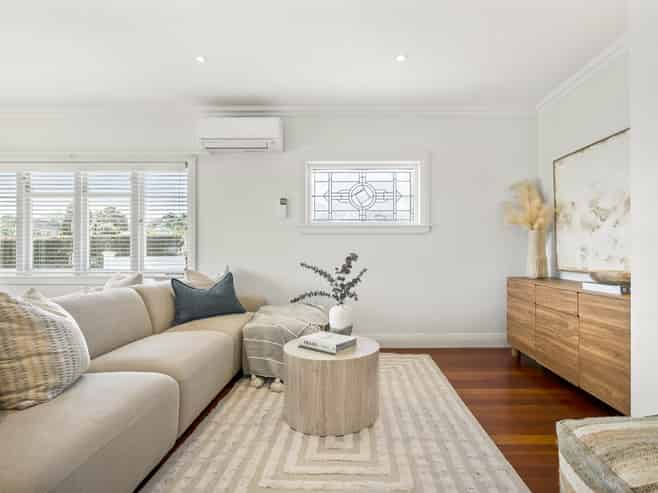 103 Lake Road, Belmont