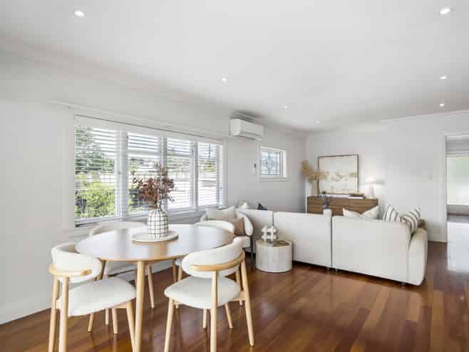 103 Lake Road, Belmont