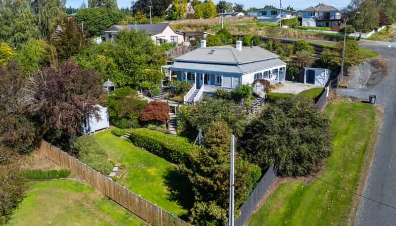 8 Campbelton Street, Lawrence