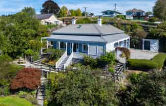 8 Campbelton Street, Lawrence