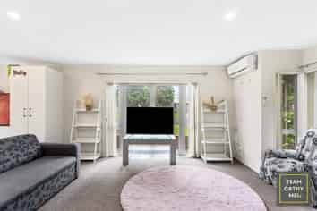 65 Popokatea Drive, Takanini