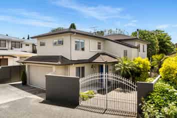 75 Thirteenth Avenue, Avenues