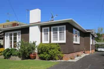 10 Quona Avenue, Mount Roskill