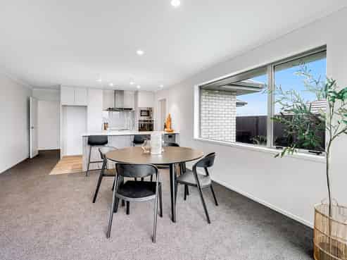 12 Crawford Lane, Morrinsville