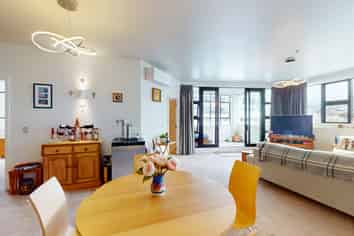 9/125 Thorndon Quay, Thorndon