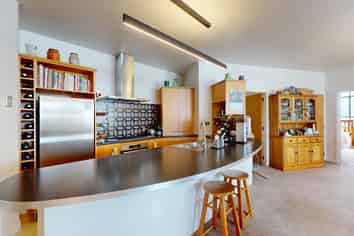 9/125 Thorndon Quay, Thorndon