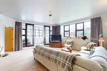 9/125 Thorndon Quay, Thorndon