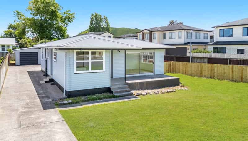 27 Mckenzie Road, Mangere Bridge