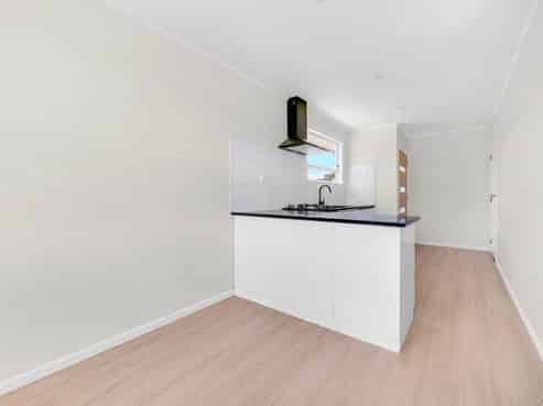 27 Mckenzie Road, Mangere Bridge