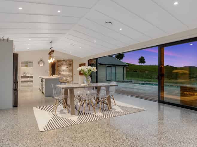 56 West Ridge Road, Maunu