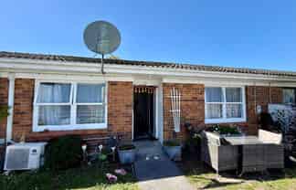 2/8 Hooker Place, Papatoetoe