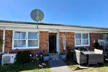 2/8 Hooker Place, Papatoetoe