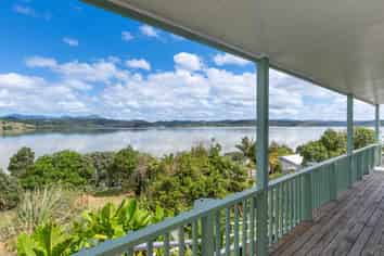 5 Hamblin Street, RAWENE