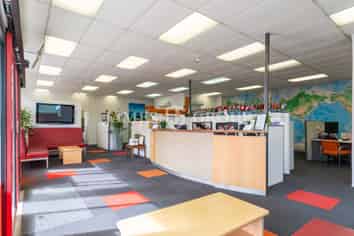 Freehold Cavendish Commercial Crowd Pleaser