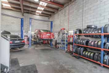 Automotive Friendly | Central Manukau Unit