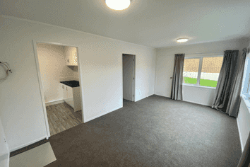 4/21 Clonbern Road, Remuera