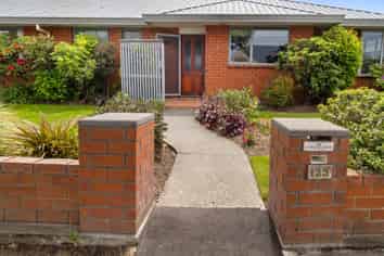 123 Pages Road, Allenton