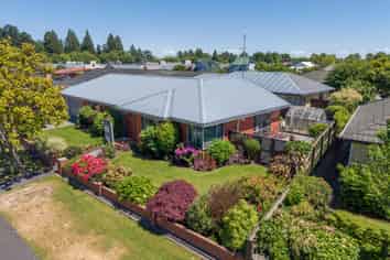 123 Pages Road, Allenton