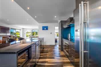 14 Gould Street, Russell