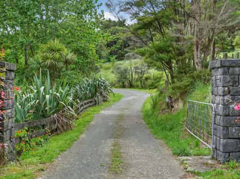 2372 State Highway 1, Kaiwaka