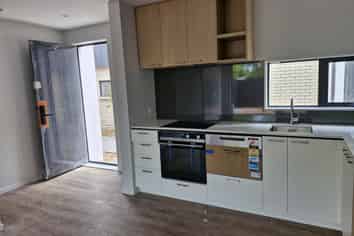 9/24 New Brighton Road, Shirley