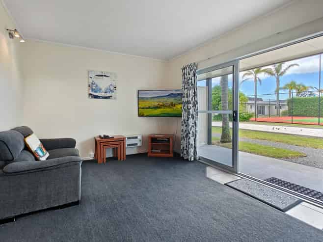 9/415 Port Road, Whangamata