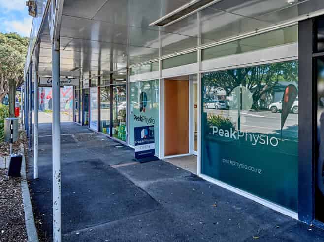 Prime Corner Investment in the Heart of Miramar