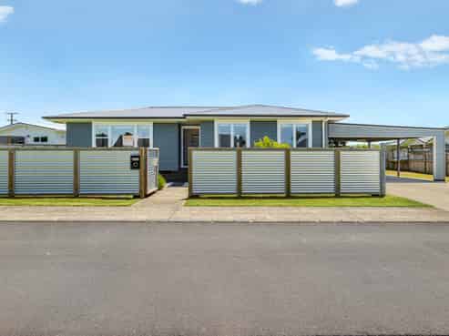 1 Lowburn Avenue, Waipu