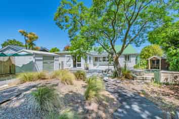  41 North Avon Road, Richmond