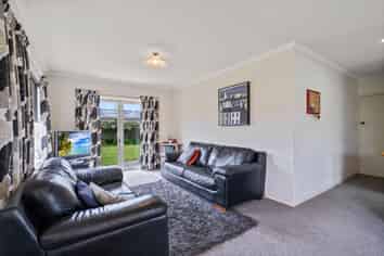 96 West Street, Hawthorndale