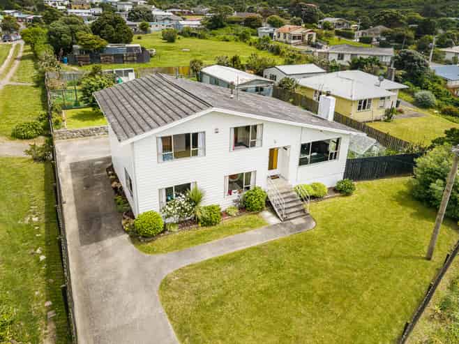 5 Ngatitoa Street, Takapuwahia