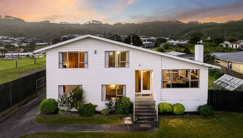 5 Ngatitoa Street, Takapuwahia