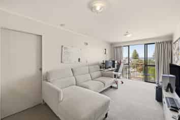 211/23 Maunganui Road, Mount Maunganui
