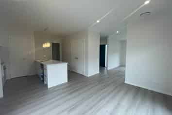 8 Hicks Road, Wainui