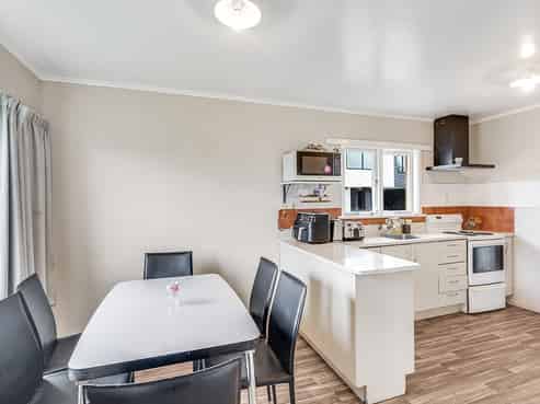 20 Hogan Street, Hamilton East