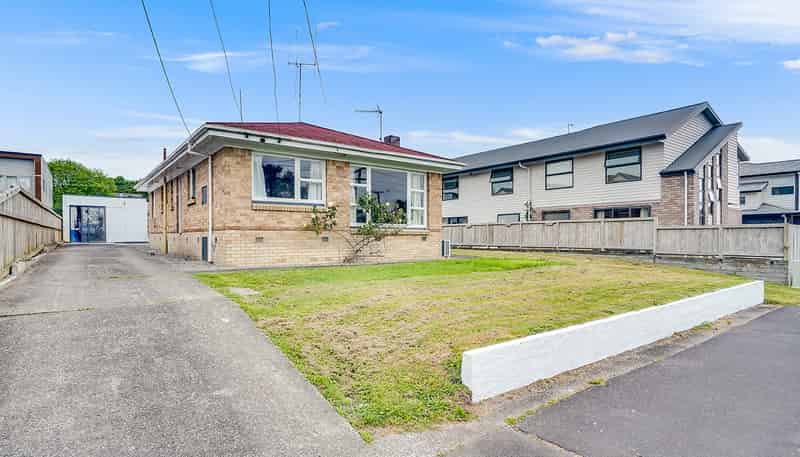 20 Hogan Street, Hamilton East