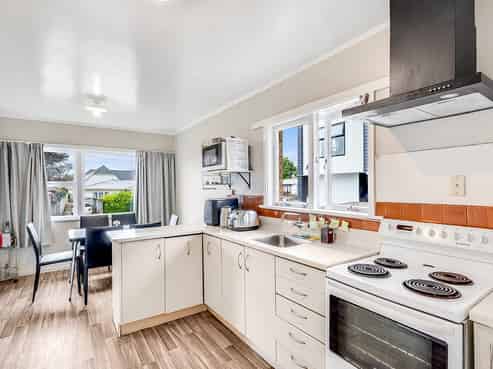 20 Hogan Street, Hamilton East