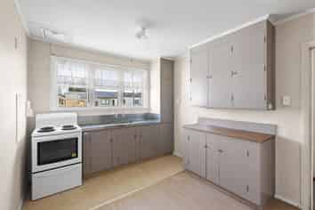 1 Beaven Street and 410 Wellington Road, Marton