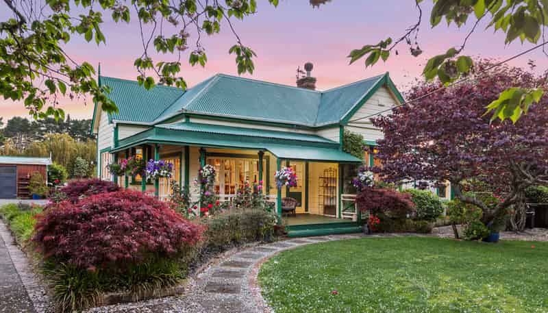 11 Townsend Road, Paraite