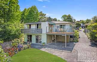 68 Fitzwater Place, Henderson