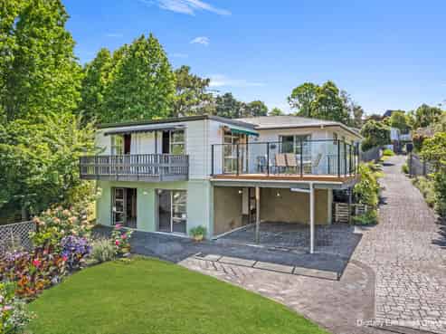 68 Fitzwater Place, Henderson